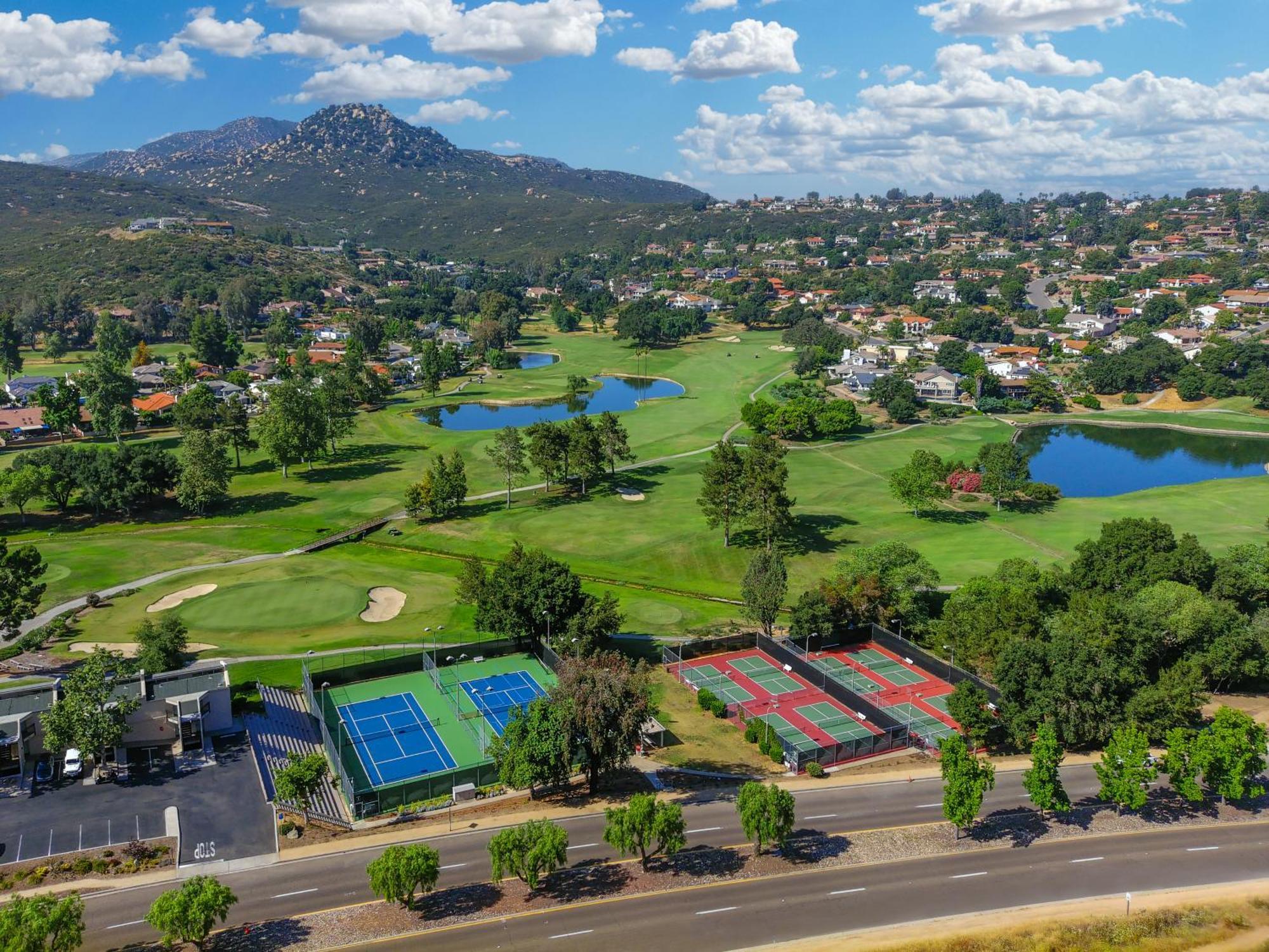 San Vicente Golf Resort Ramona Exteriör bild